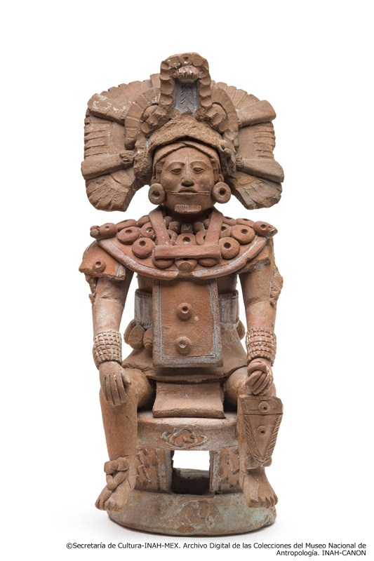 支配者層の土偶 マヤ文明、600～950年 ハイナ出土 メキシコ国立人類学博物館蔵