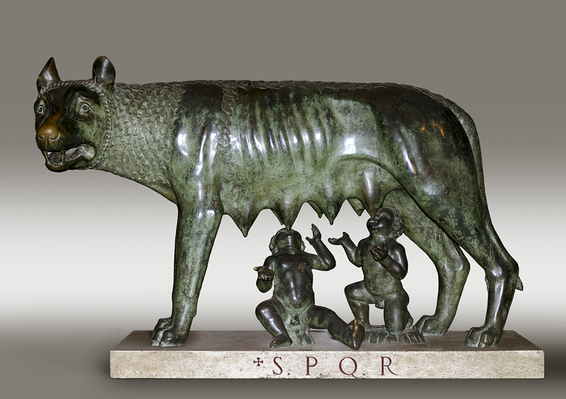 《カピトリーノの牝狼（複製）》ローマ市庁舎蔵